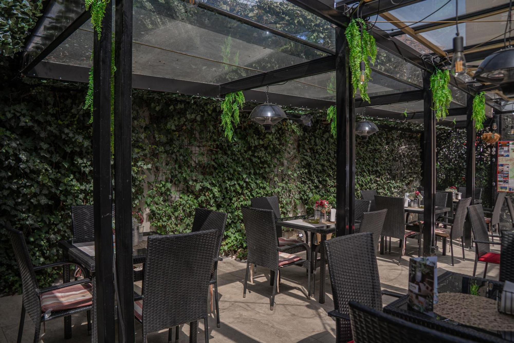 Hotel Marabella Sibiu Exterior photo