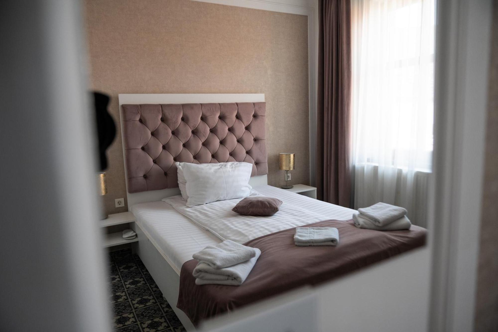 Hotel Marabella Sibiu Exterior photo