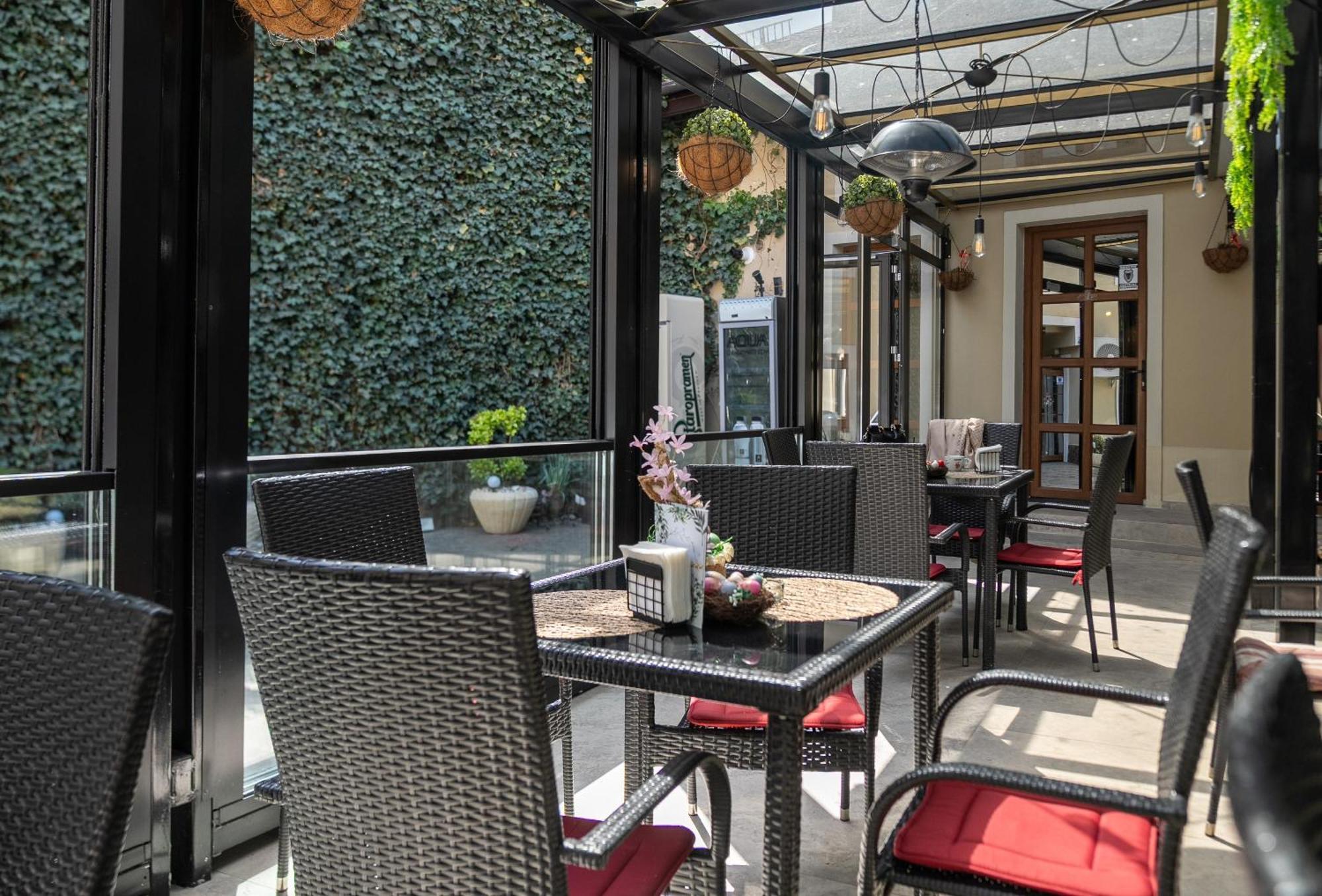 Hotel Marabella Sibiu Exterior photo